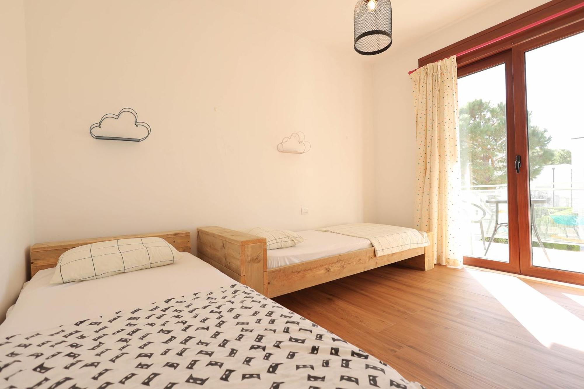Grandstay Villa Perla Resort Дуррес Экстерьер фото