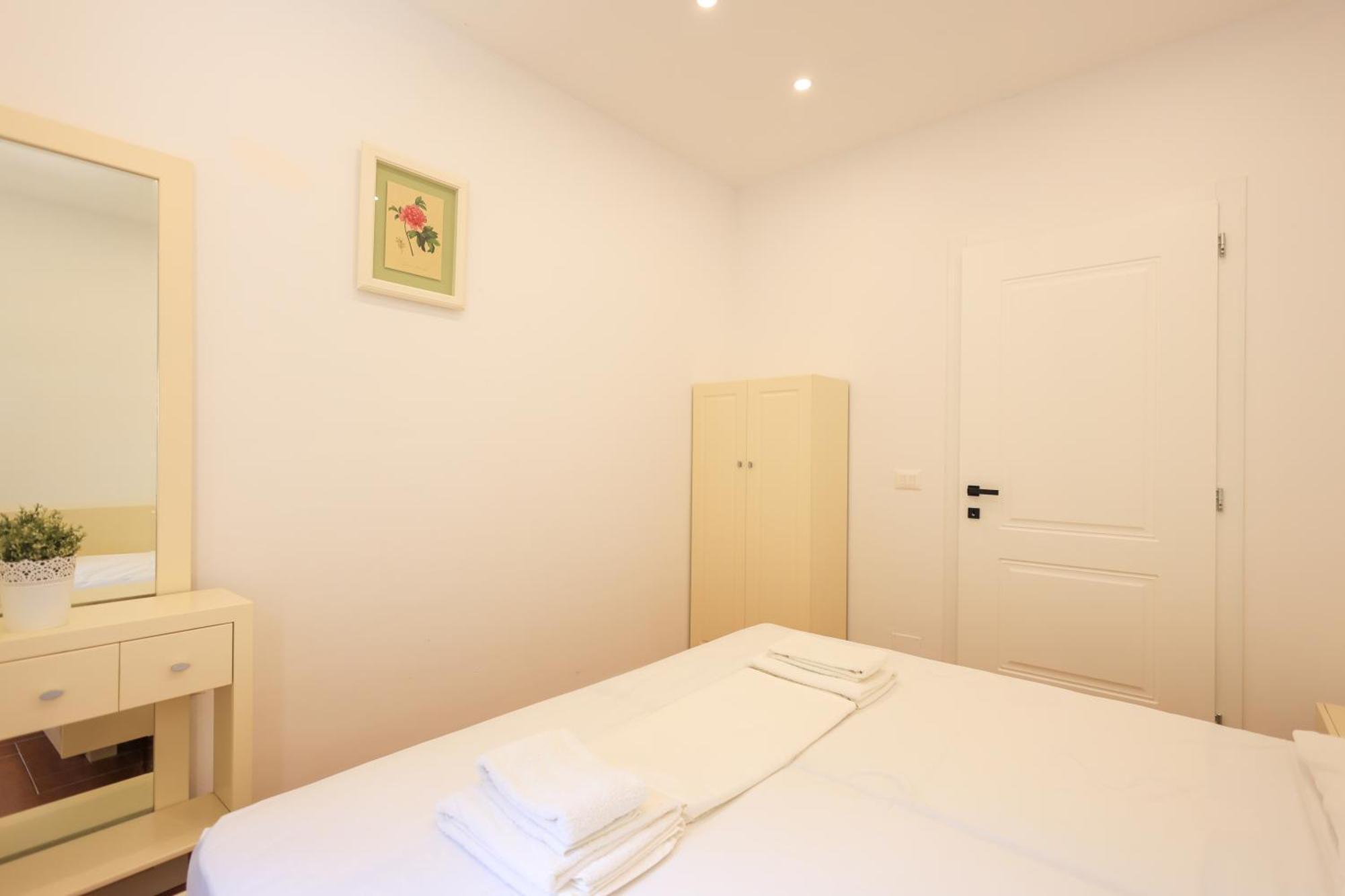 Grandstay Villa Perla Resort Дуррес Экстерьер фото